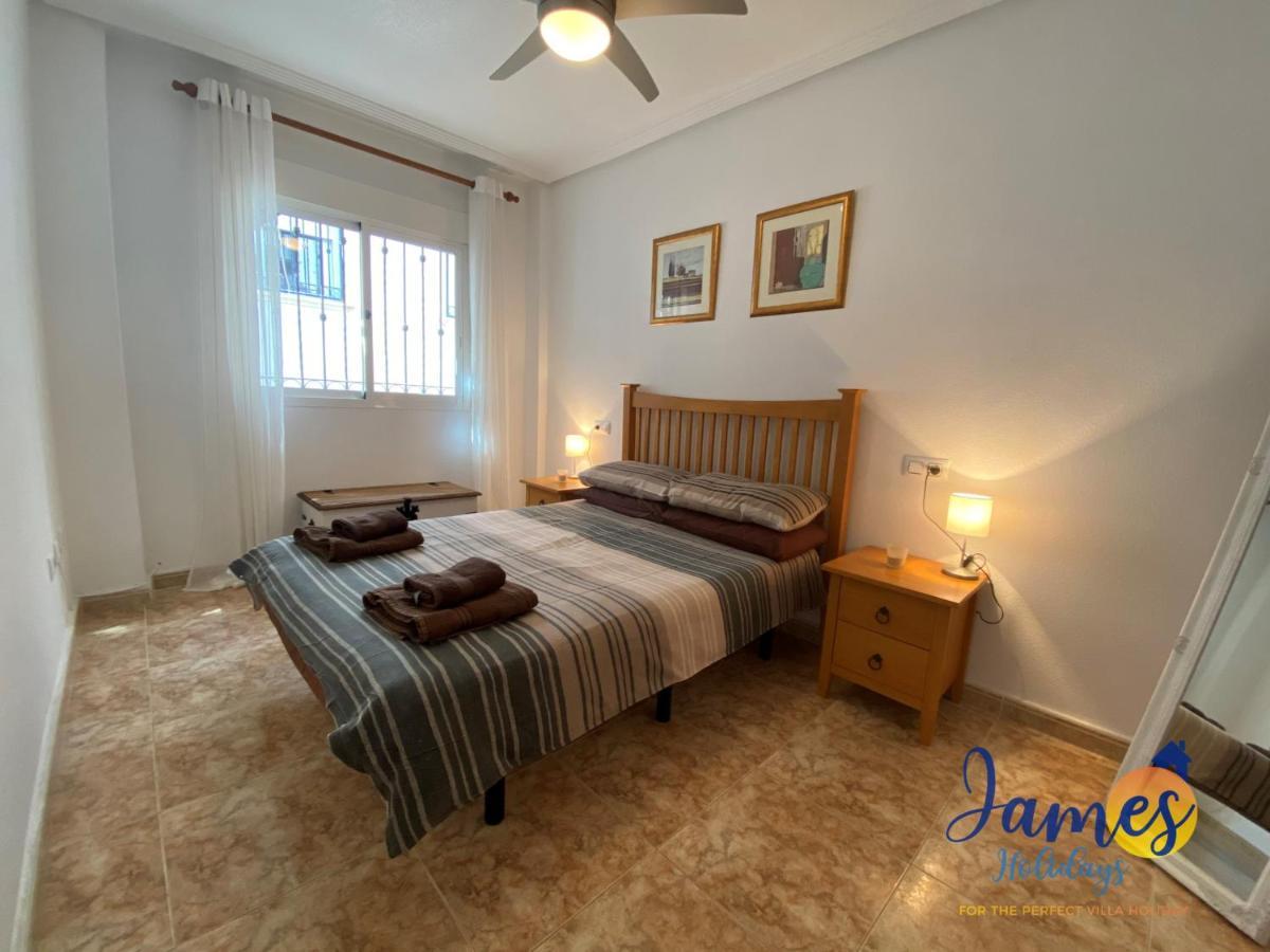 La Cinuelica, R3 1St Floor Apartment Com Pool L129 Torrevieja Kültér fotó