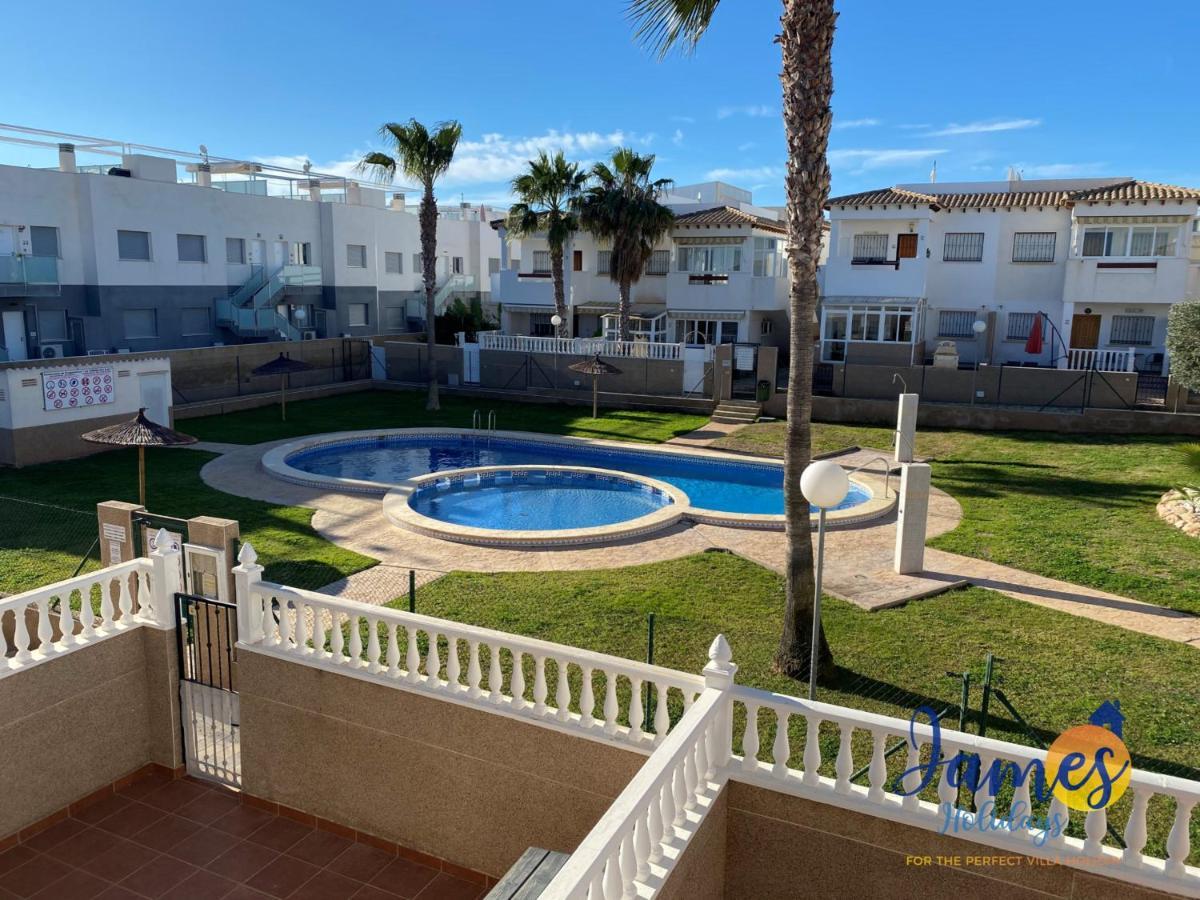 La Cinuelica, R3 1St Floor Apartment Com Pool L129 Torrevieja Kültér fotó