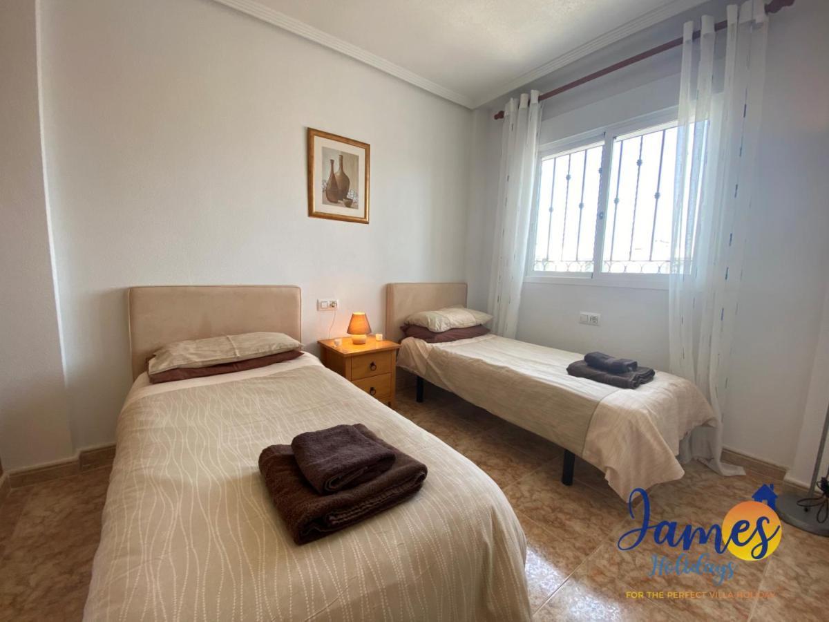 La Cinuelica, R3 1St Floor Apartment Com Pool L129 Torrevieja Kültér fotó